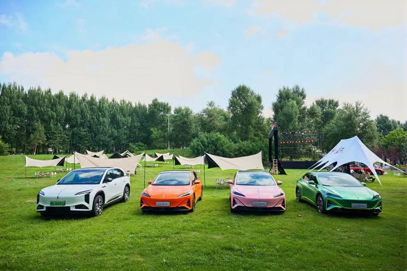 200萬用戶背后 是紅旗品牌的“上有老,下有小”