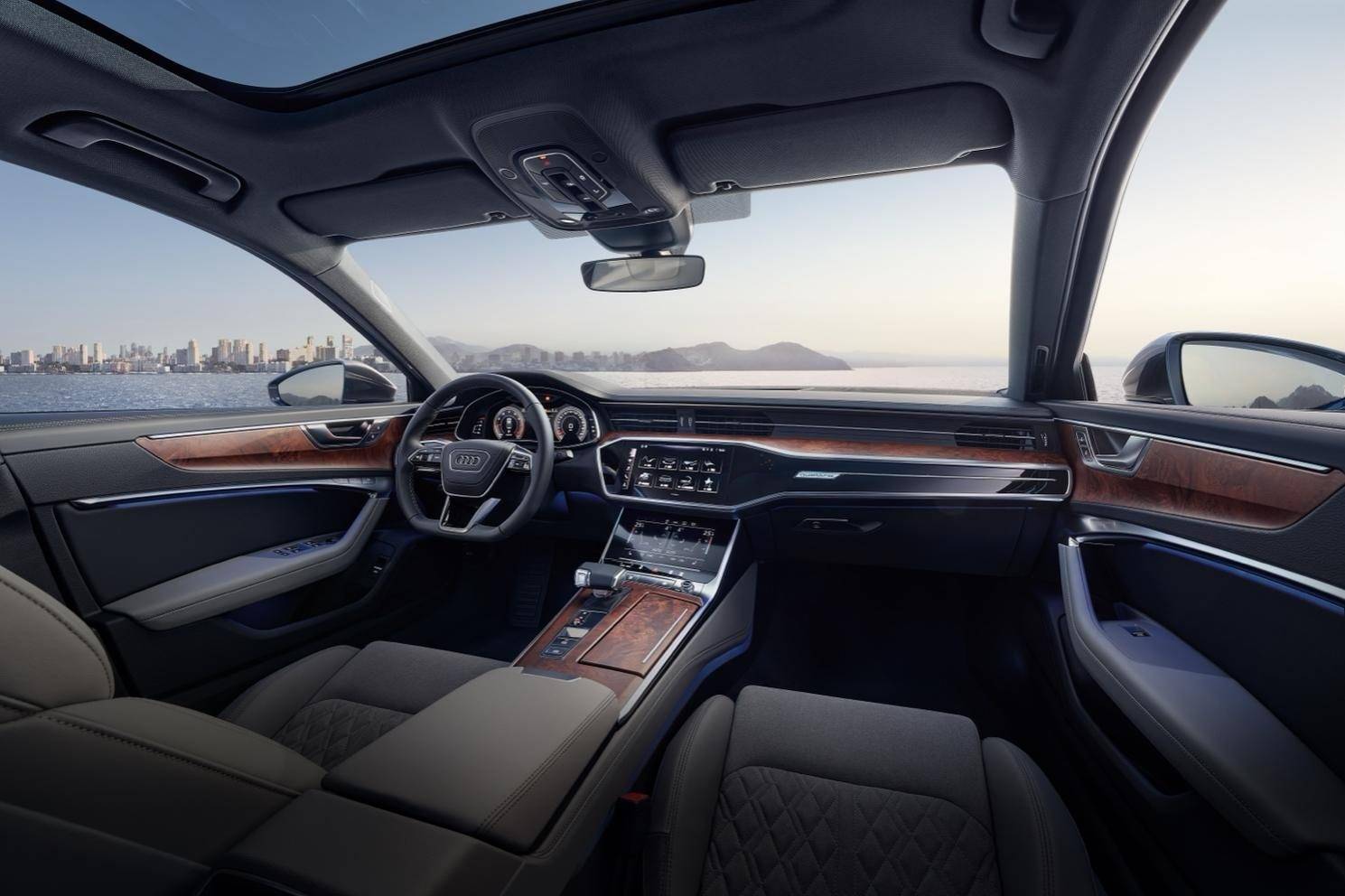 “56E大戰”,終端價相近,奧迪A6L憑啥上半年賣得最好?