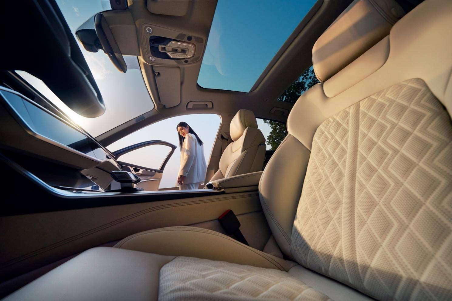 “56E大戰”,終端價相近,奧迪A6L憑啥上半年賣得最好?