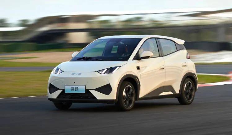 盤點2025年上半年最好賣的十款車,你貢獻了哪一臺?