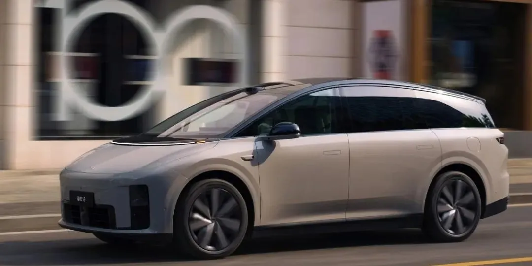 理想要撞破的純電墻前,不該有乘龍