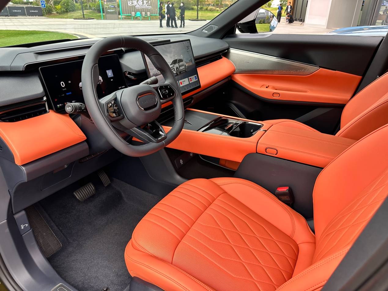 全新領克08EM-P上市限時價15.98萬元起