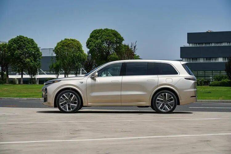 理想汽車首個海外零售中心開業(yè)!