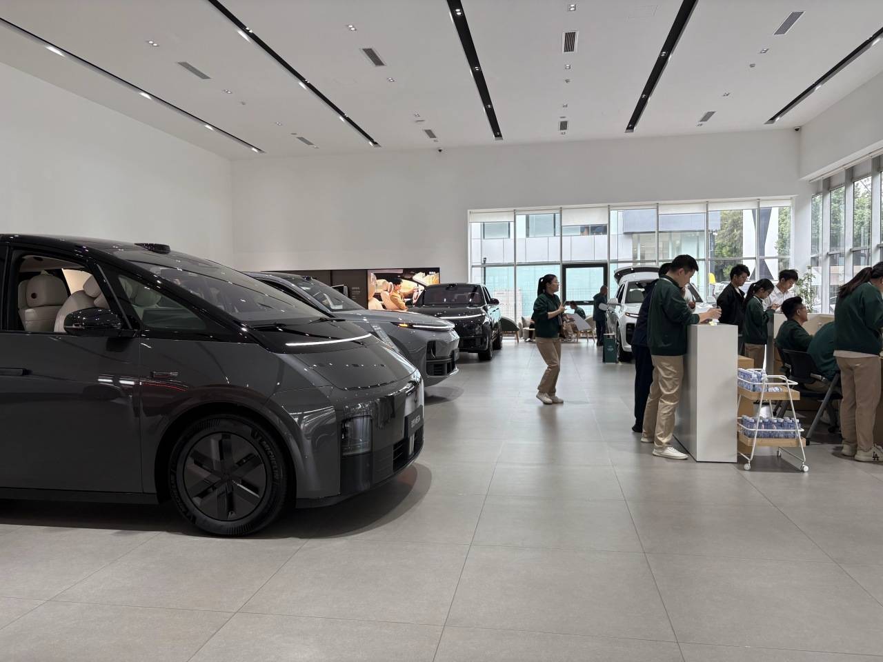 四川以舊換新補(bǔ)貼最后24小時(shí):成都車市上演“末班車”爭(zhēng)奪戰(zhàn)