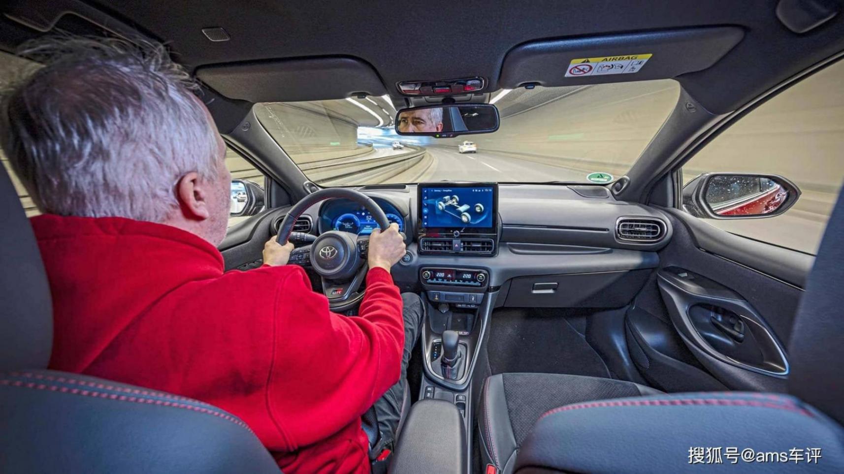 混動小鋼炮三國戰(zhàn):雷諾/豐田/MG,誰是真正贏家?