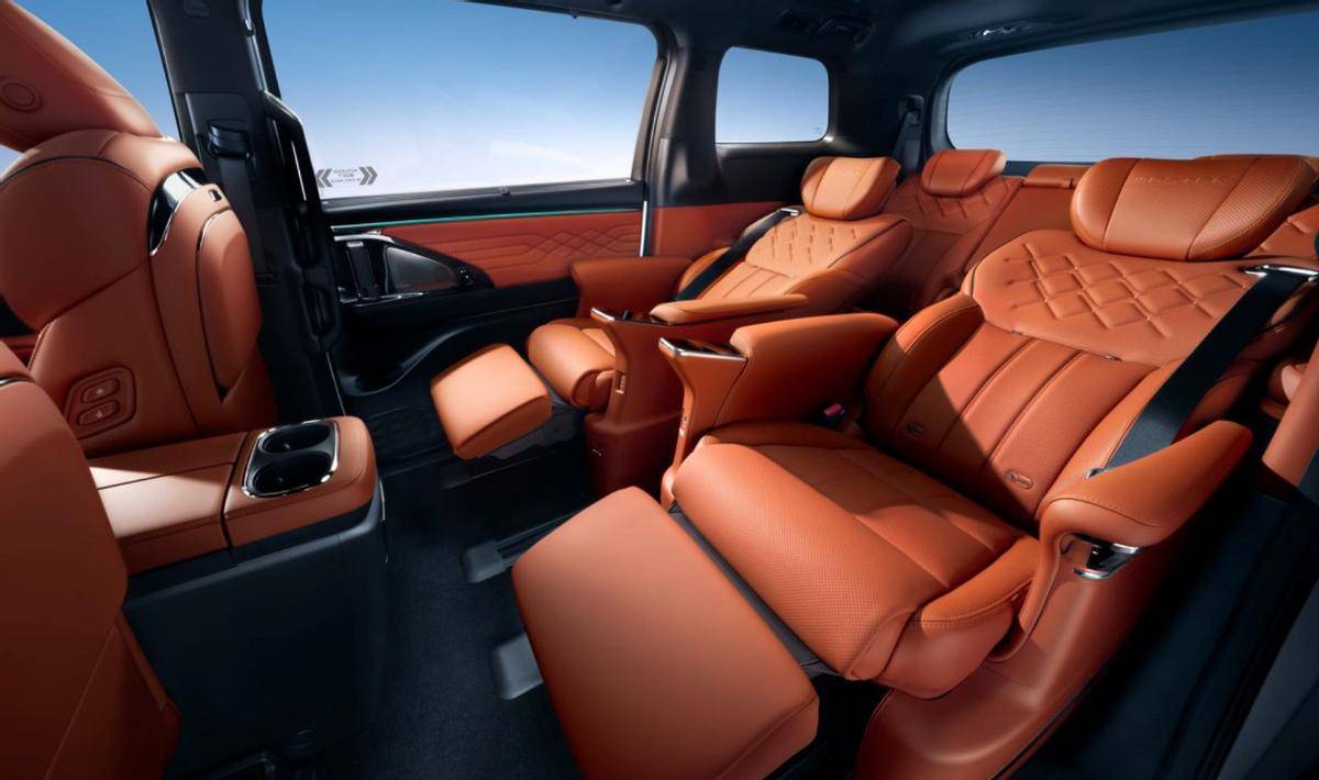 傳祺M8宗師“破局”25萬級MPV:誰還說國產車不配談豪華?