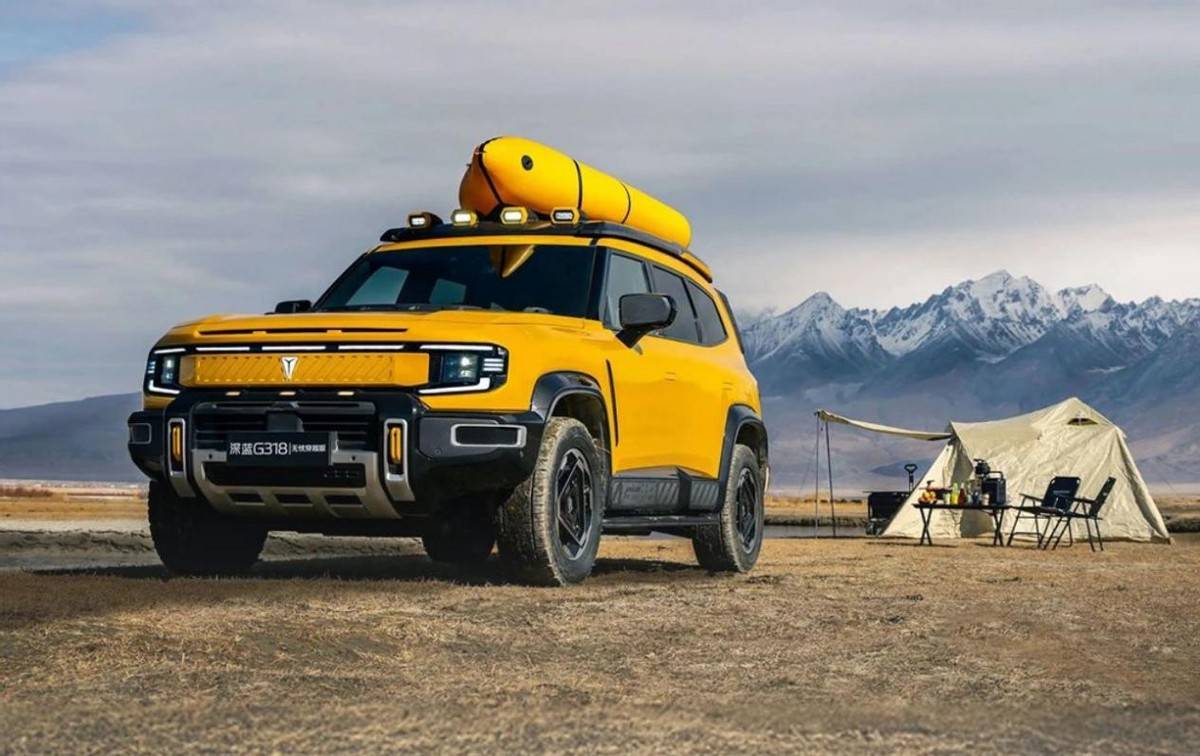 深藍S09“加配不加價”反遭差評潮,115億虧空難撐高端夢