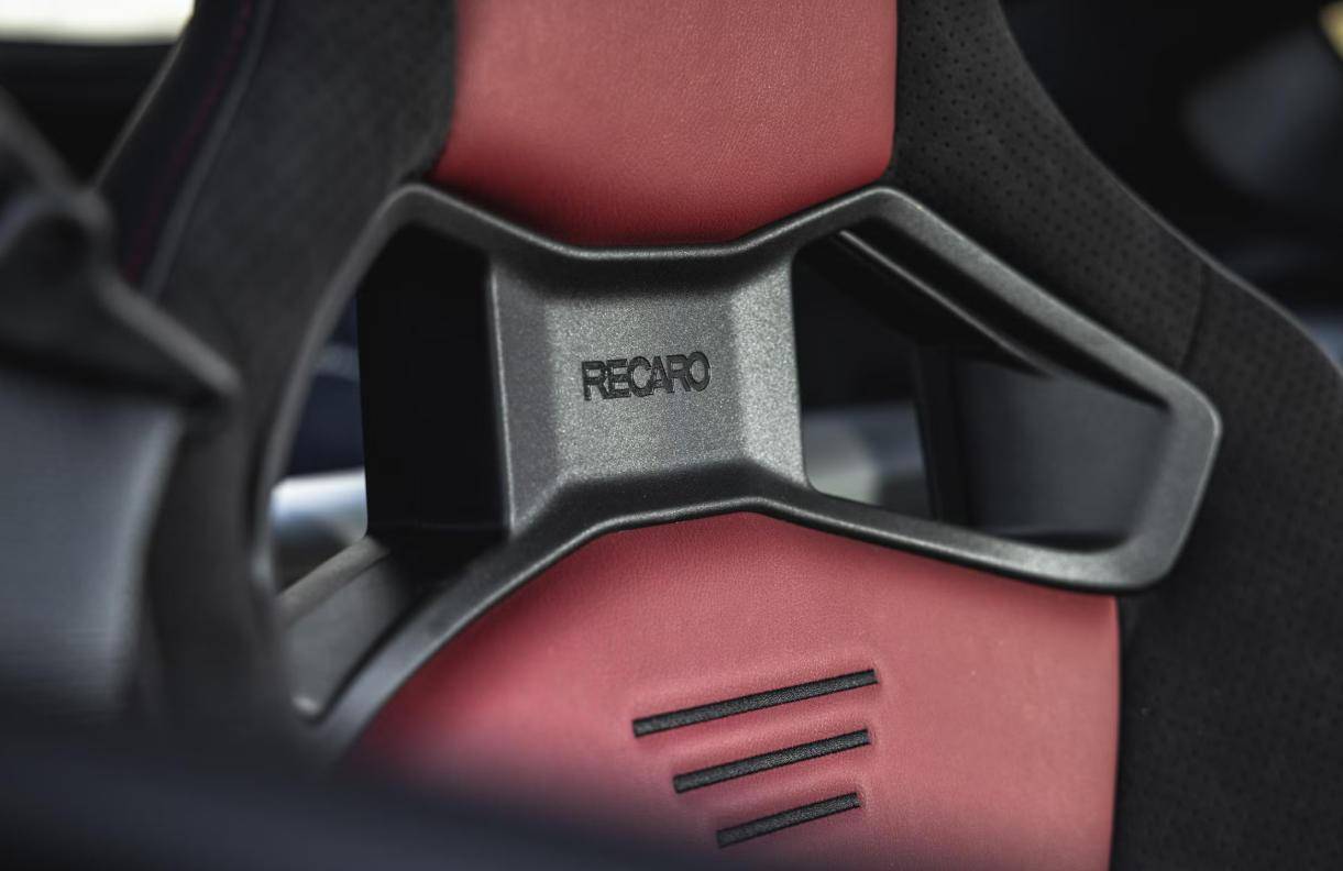 日產Z Nismo引入國內,海外評價一般?2009年的老平臺