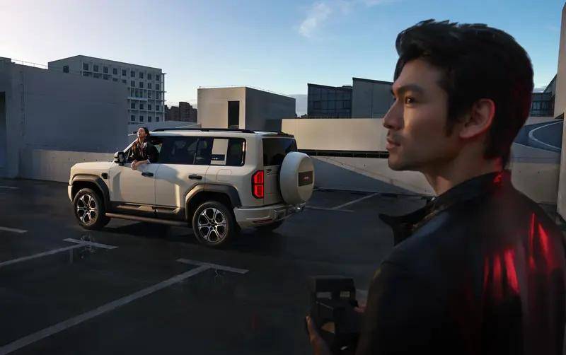 方程豹雙車秋季煥新上市:電驅越野再進階