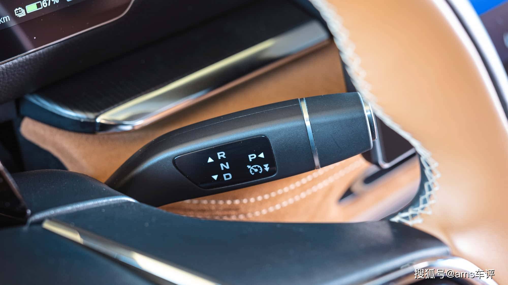 從燃油到電動,試駕馬自達6e能否撐起“馬6”的名號?