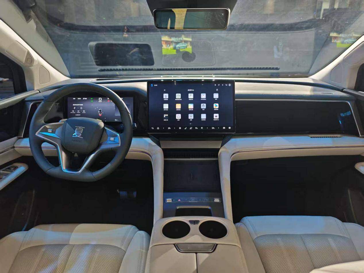 2026款比亞迪夏上市:中大型混動MPV賣到20萬內,虧電油耗4字頭