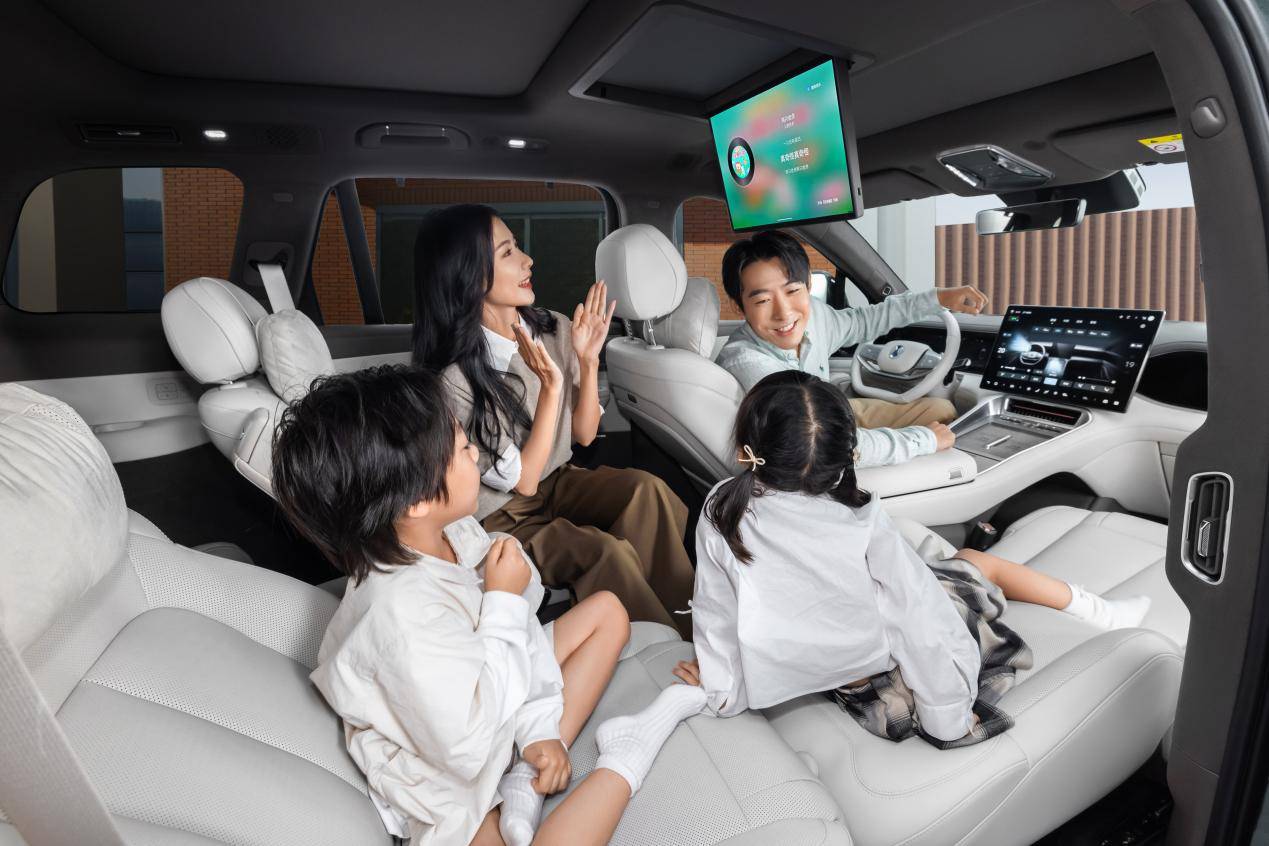 29.98萬元-32.98萬元!大六座安全豪華SUV騰勢N8L正式上市