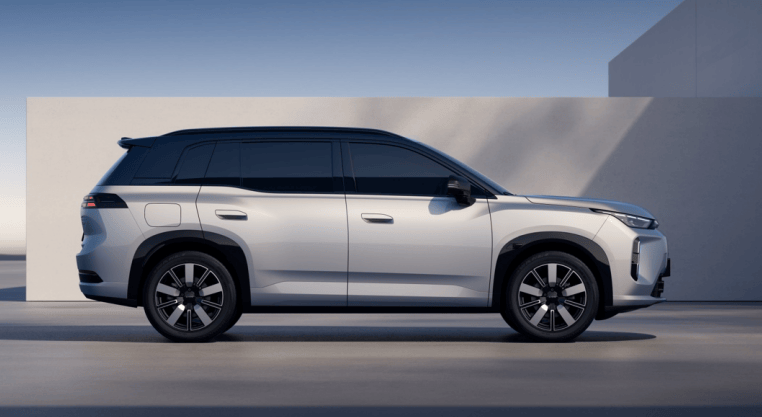 三大自研技術加持!埃安 i60 增程版預售價 12.68 萬起,開啟國民增程 SUV 新篇章