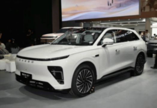 星途ET7申報,抽象的外觀,這蔚來能看得下去?