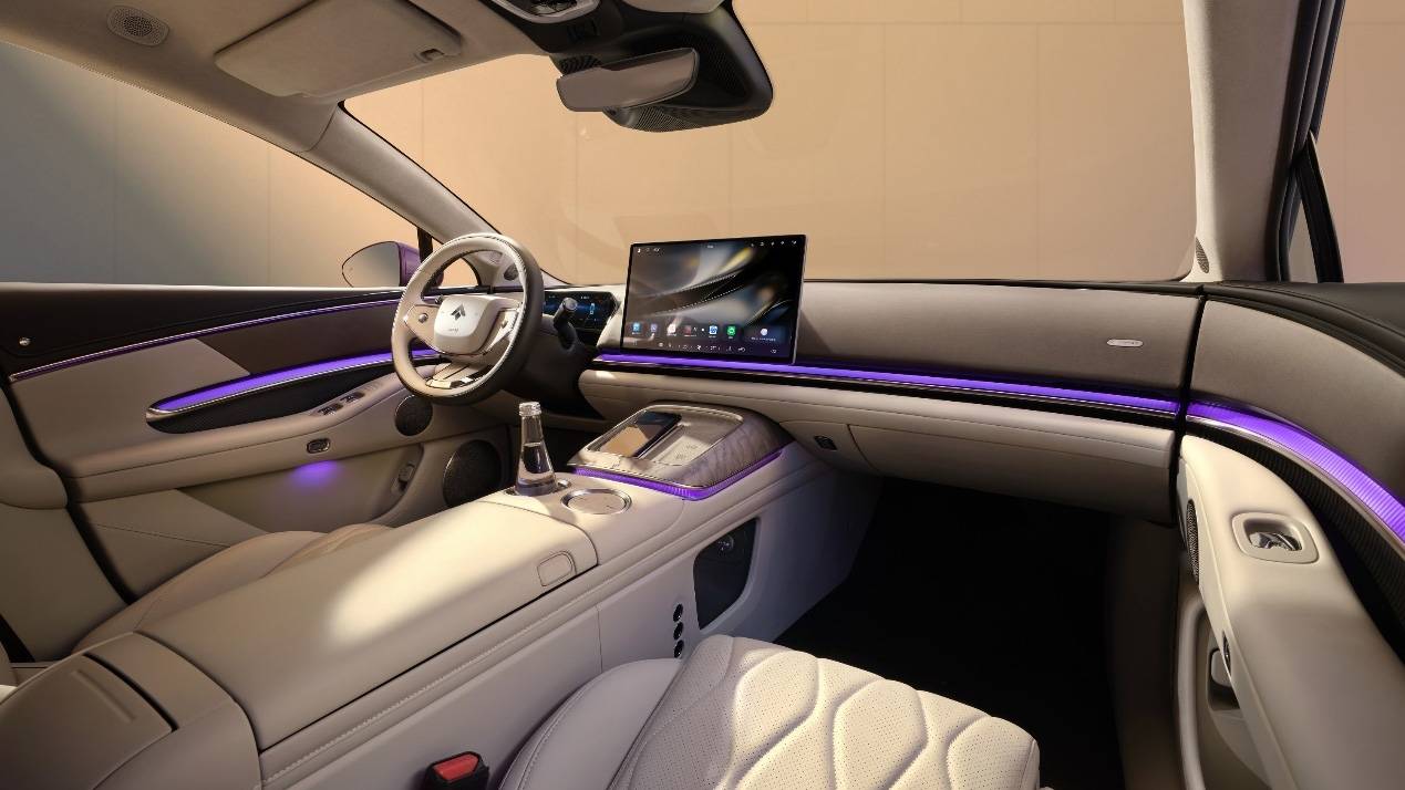 廣汽昊鉑A800內(nèi)飾首發(fā),搭載華為乾崑ADS 4 Ultra版