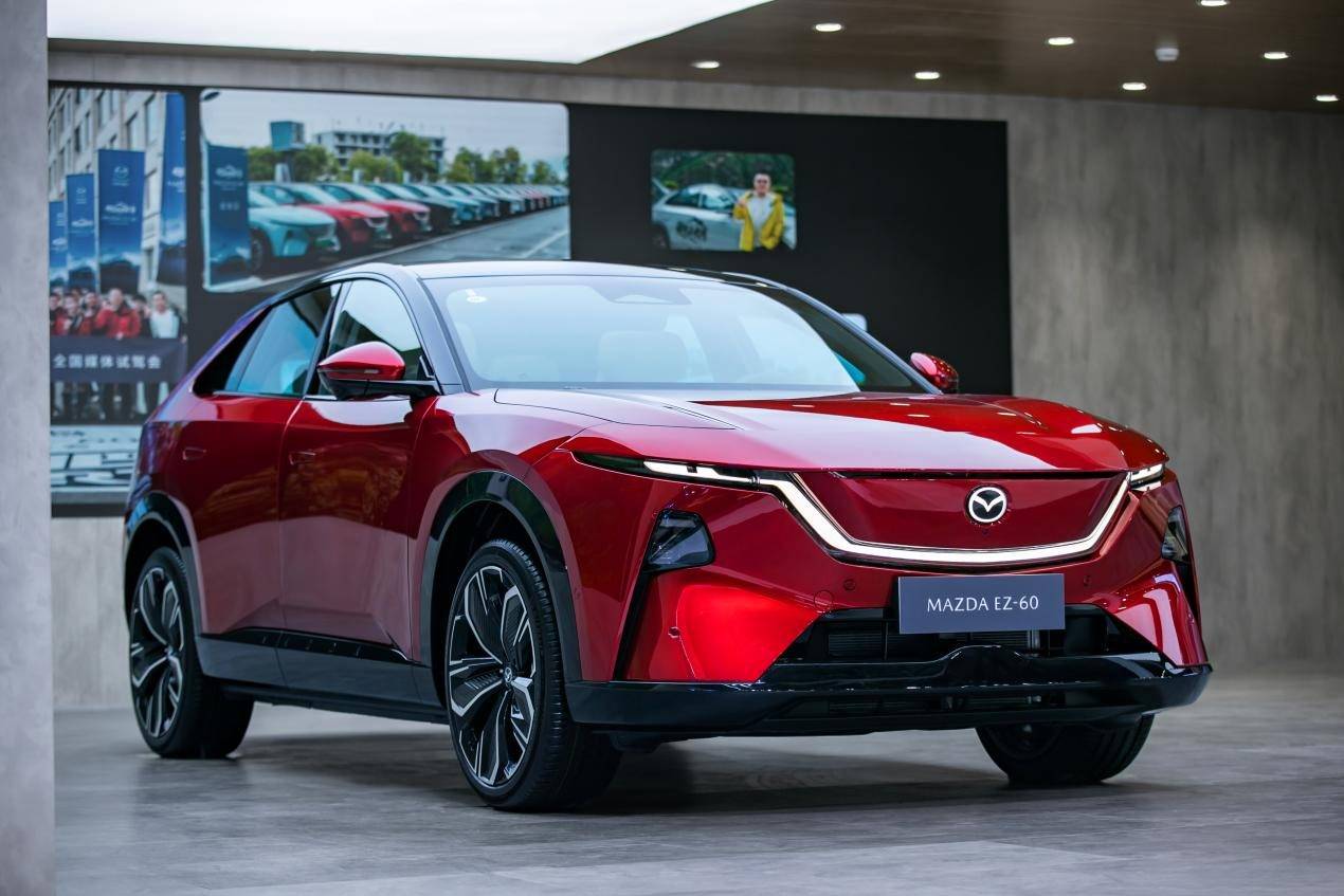 2025廣州車展 長安馬自達EZ-60和EZ-6亮相